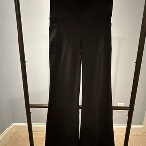 Athleta Yoga Pants- Salutation Flare- Size M